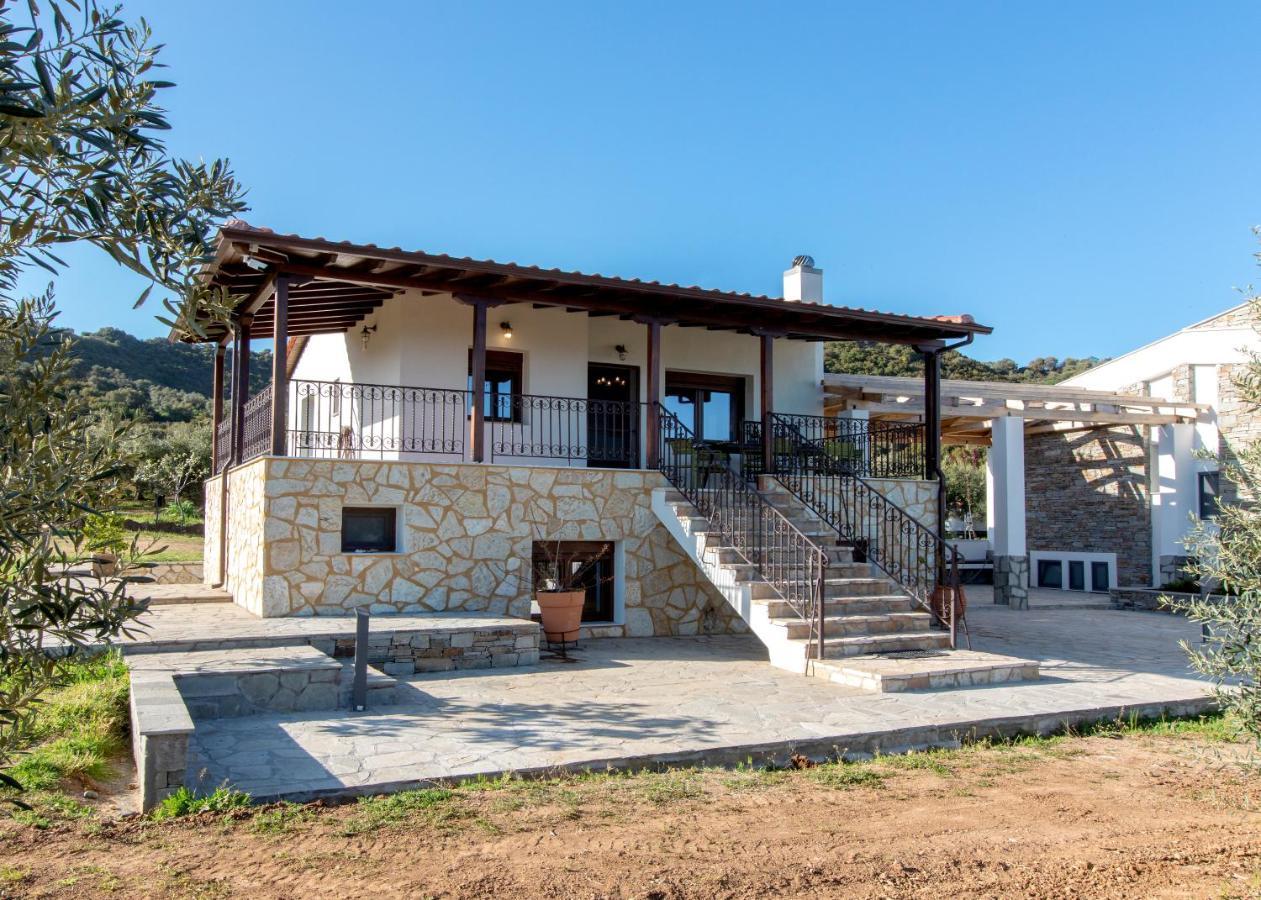 Casa Del Olivar Develíkia Exterior photo