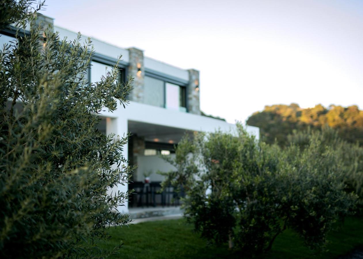 Casa Del Olivar Develíkia Exterior photo