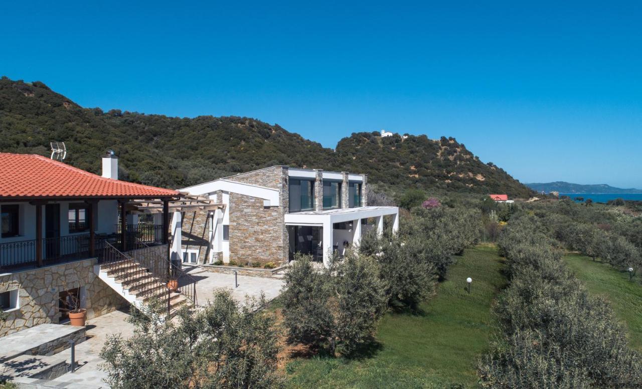 Casa Del Olivar Develíkia Exterior photo