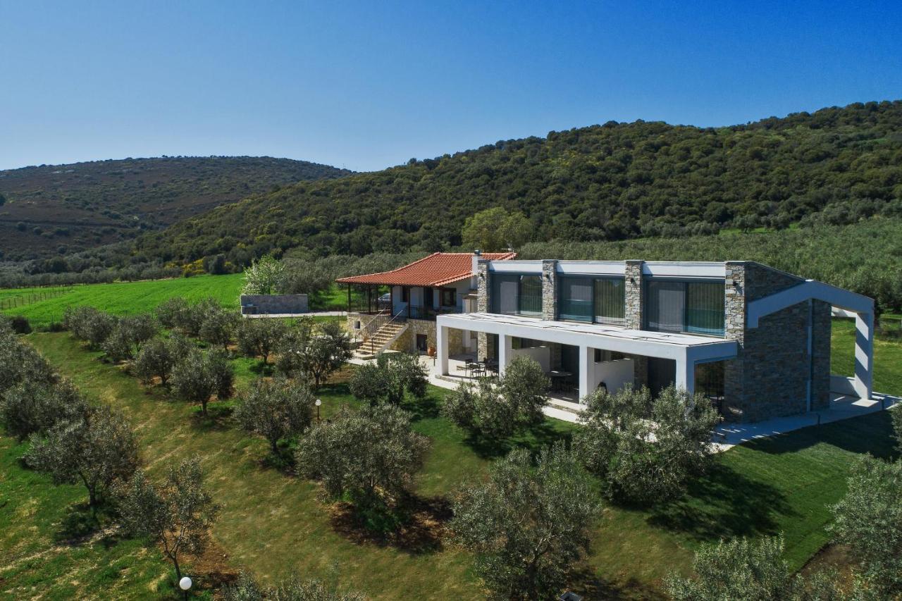 Casa Del Olivar Develíkia Exterior photo