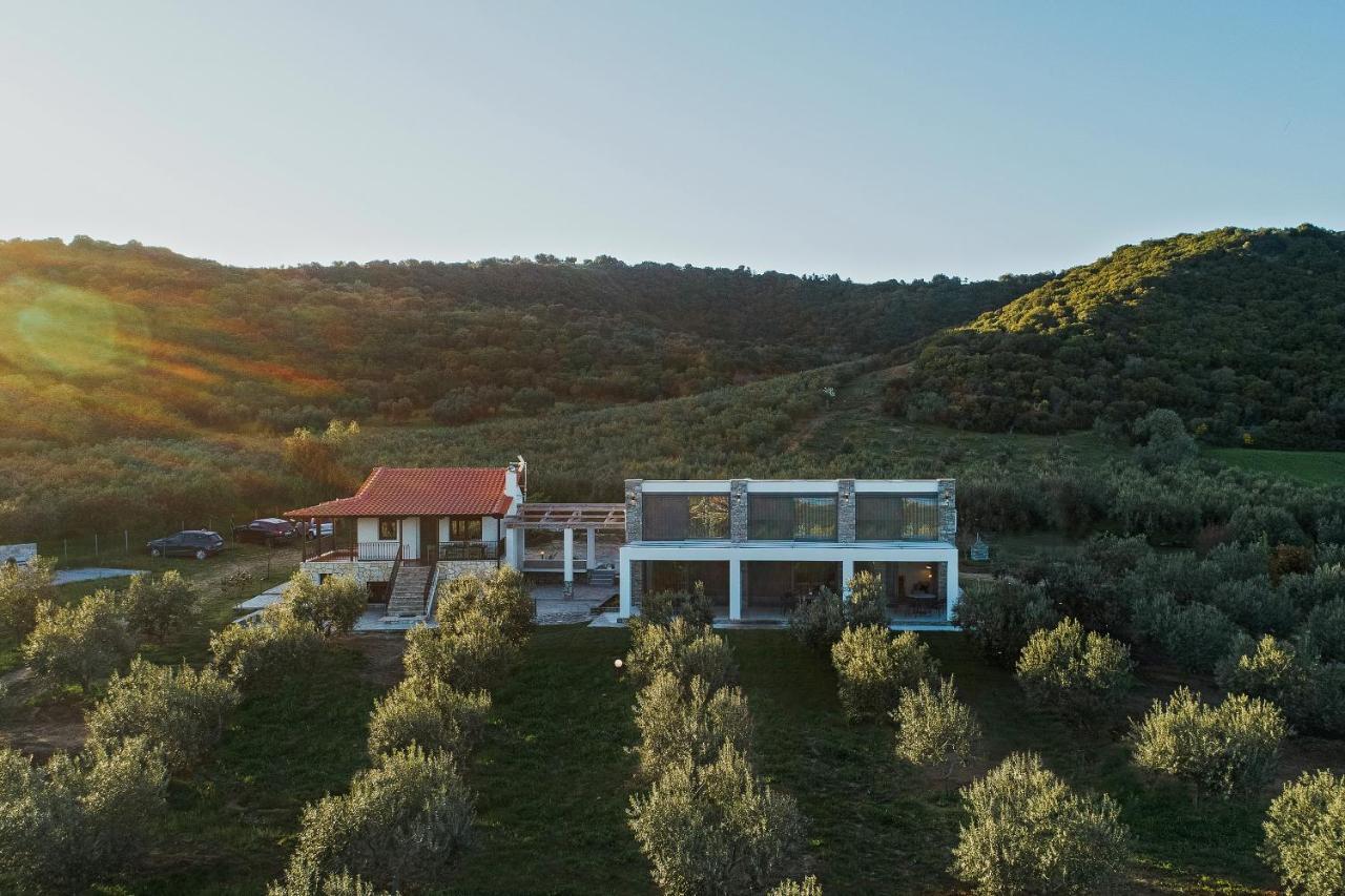 Casa Del Olivar Develíkia Exterior photo